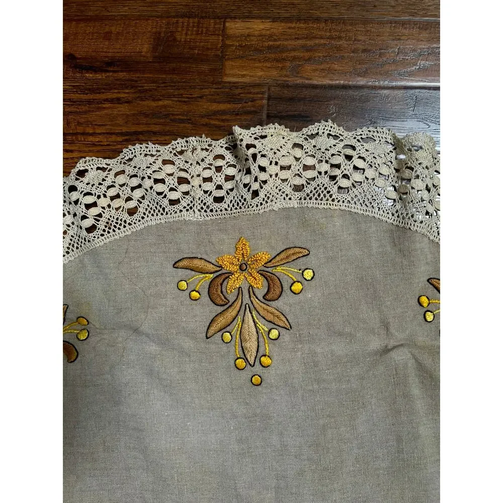 Vintage Circular Table Cover Harvest Yellow Embroidered Floral Crochet Lace Trim